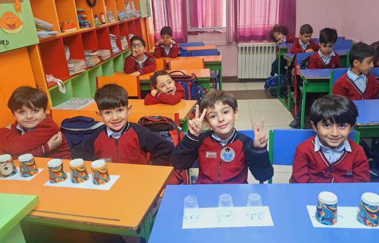 یادگیری با بازی لیوان 3