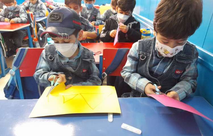 :یادگیری سایز اشکال هندسی با کاردستی 1