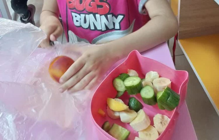 یادگیری نحوه گفتن دستور غذا با استفاده از کارگاه عملی آشپزی به انگلیسی