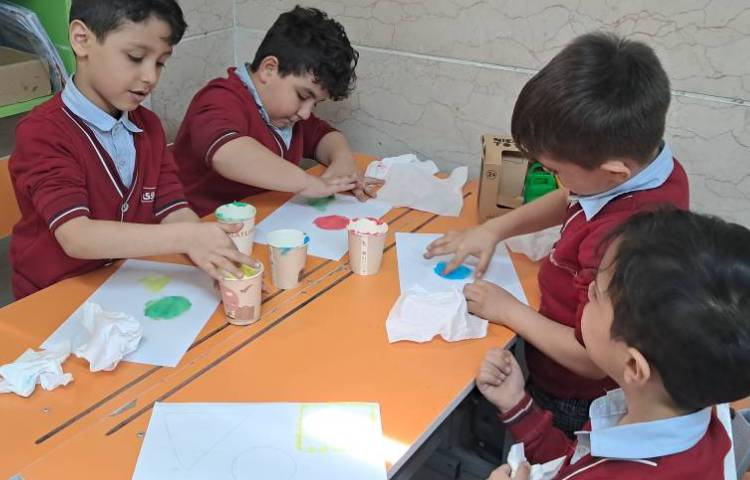 یادگیری نشانه ث و رنگ آمیزی با اثر انگشت 3