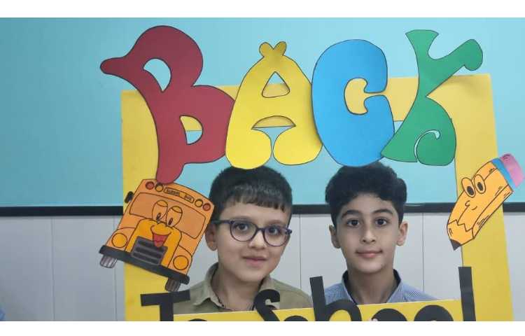 یادگیری و خوشگذرانی در اولین روز مدرسه در کلاس زبان 22