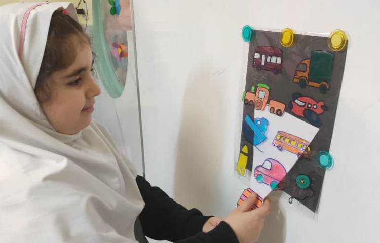 یادگیری کلمات مربوط به درس از طریق بازی 4