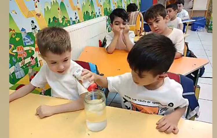 یک آزمایش هیجان‌انگیز با ذرت‌های رقصان 1