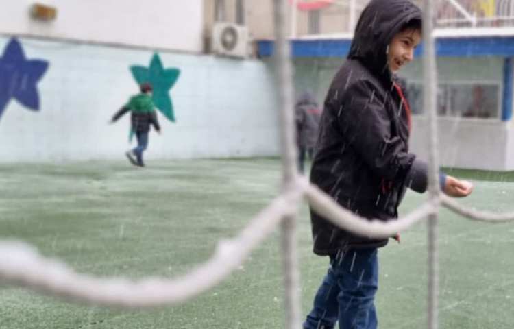 یک روز شاد برفی در دبستان دعلوی 3