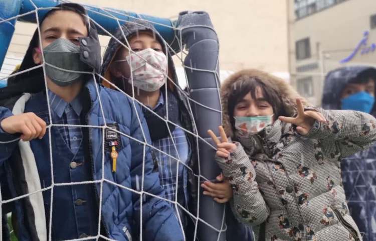 یک روز شاد برفی در دبستان دعلوی 9