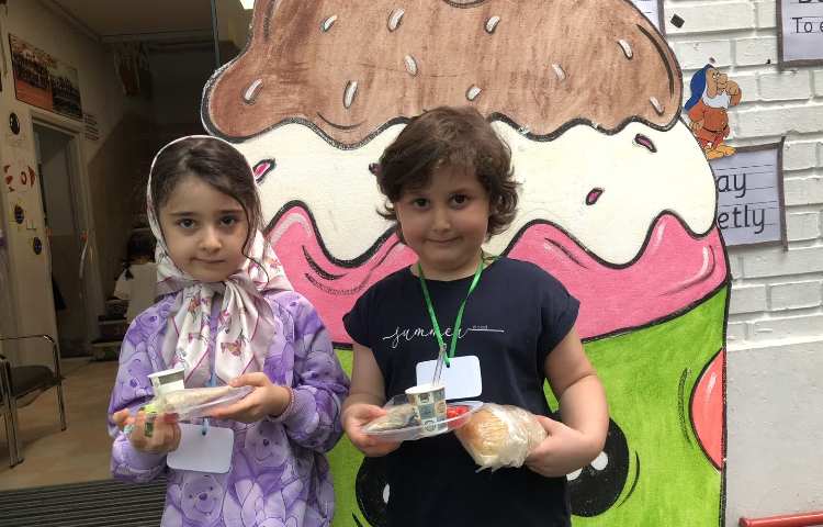 یک روز شاد به صرف صبحانه در افتتاحیه پایگاه تابستان 7