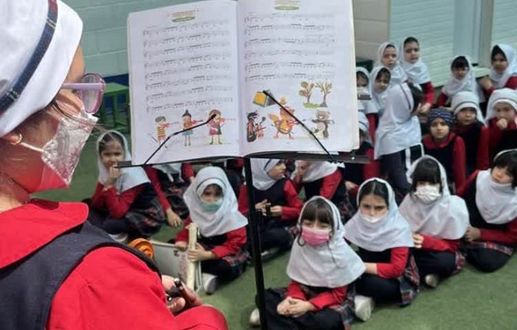 یک روز شاد در مدرسه 5