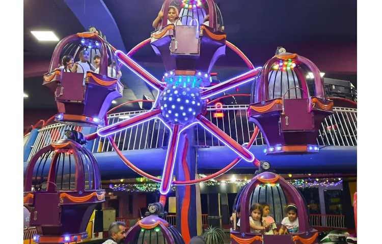 یک روز عالی در شهربازی پارک ارم