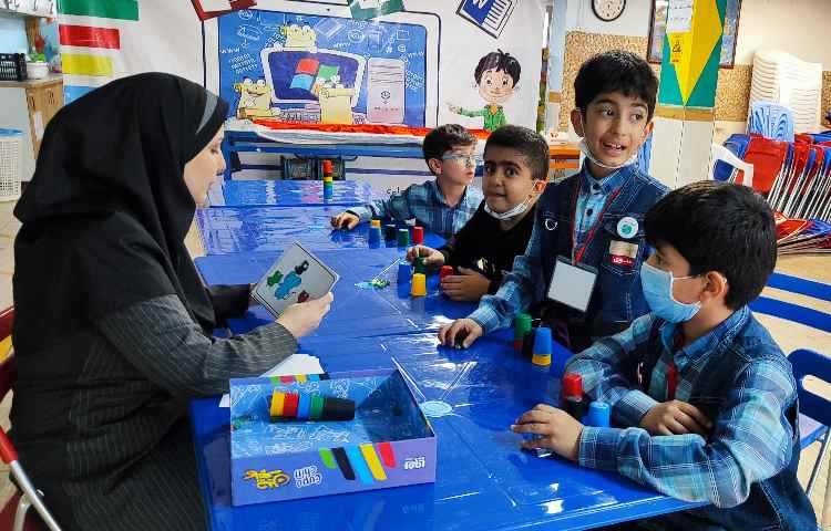 :یک روز پر از هیجان، عصرمانی پایه های اول، دوم، سوم 14