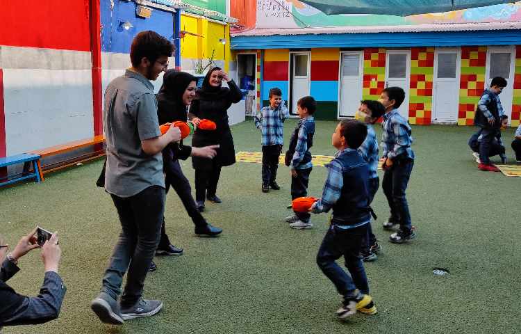 :یک روز پر از هیجان، عصرمانی پایه های اول، دوم، سوم 20