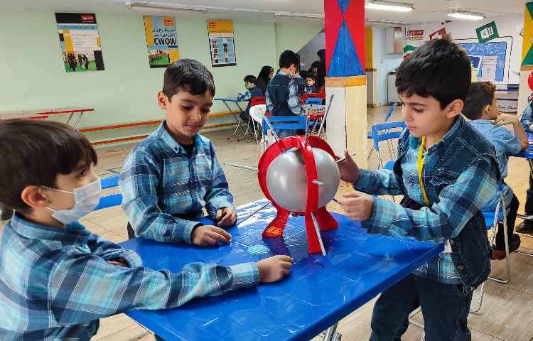 :یک روز پر از هیجان، عصرمانی پایه های اول، دوم، سوم 28