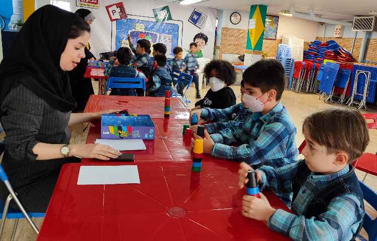 :یک روز پر از هیجان، عصرمانی پایه های اول، دوم، سوم 51