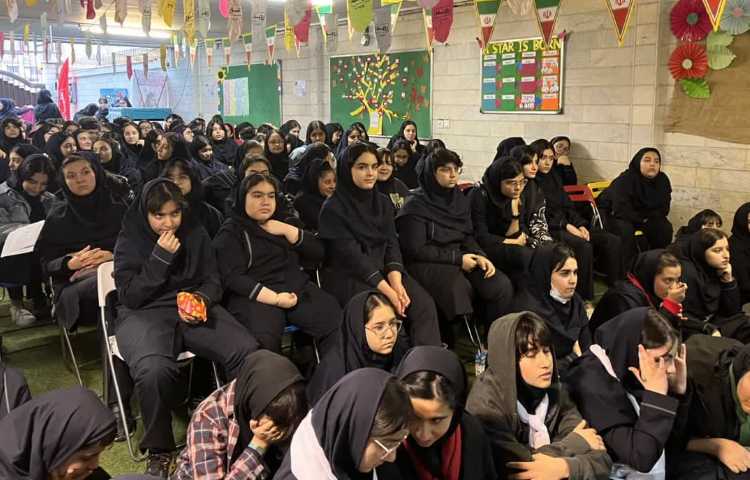 13 آبان روز دانش آموز مبارک باد 8