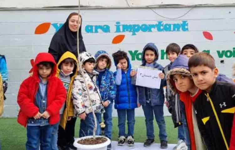 15 اسفند روز درختکاری 9