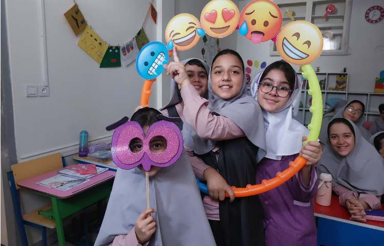 Happy Emoji Day July 17th برگزاری روز ایموجی 13