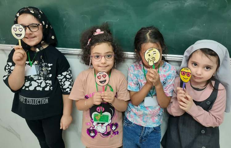 Happy Emoji Day July 17th برگزاری روز ایموجی 8