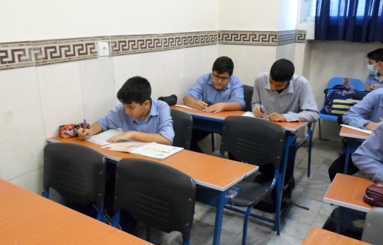 18 مهر آزمون همگام 2 (فیزیک) 3