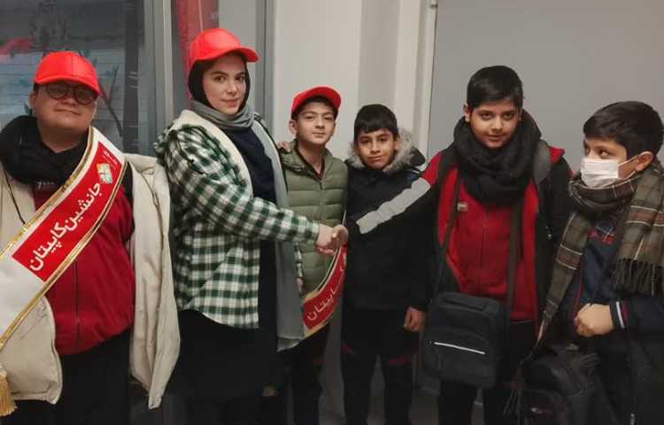 8 عکس منتخب دیماه دبستان علوی شرق امامت