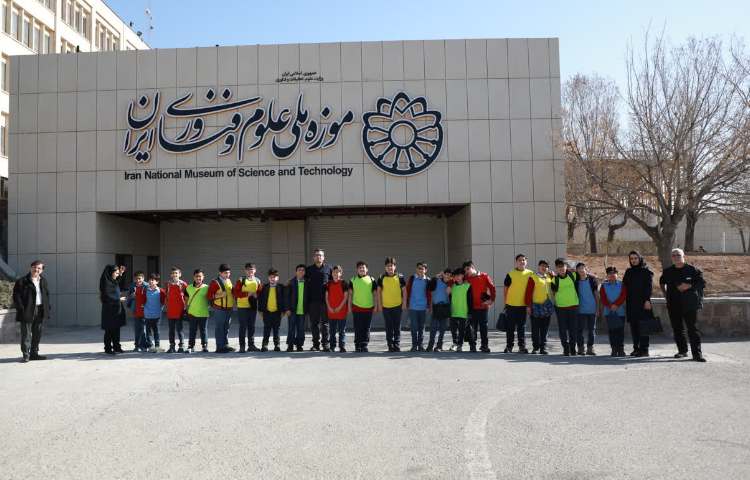 8 عکس منتخب ماه بهمن دبستان علوی شرق امامت 7